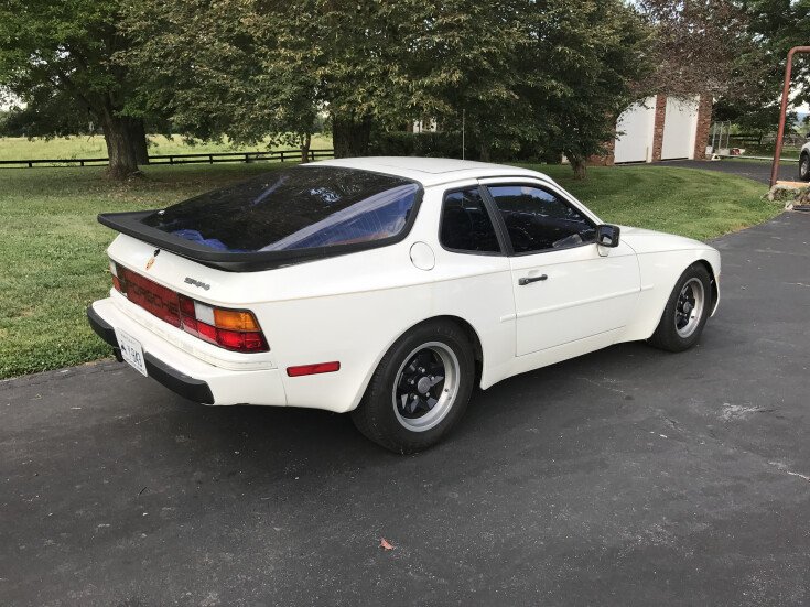 Thumbnail Photo undefined for 1983 Porsche 944 Coupe